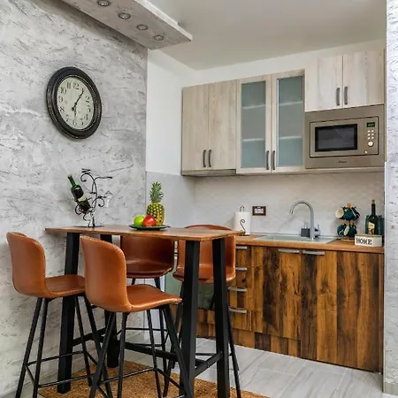 Despot Apartment *
