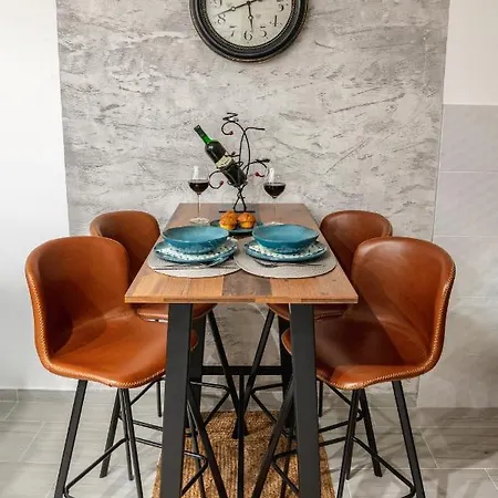 Despot Apartment *
