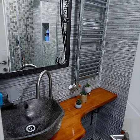 Despot Apartment *
